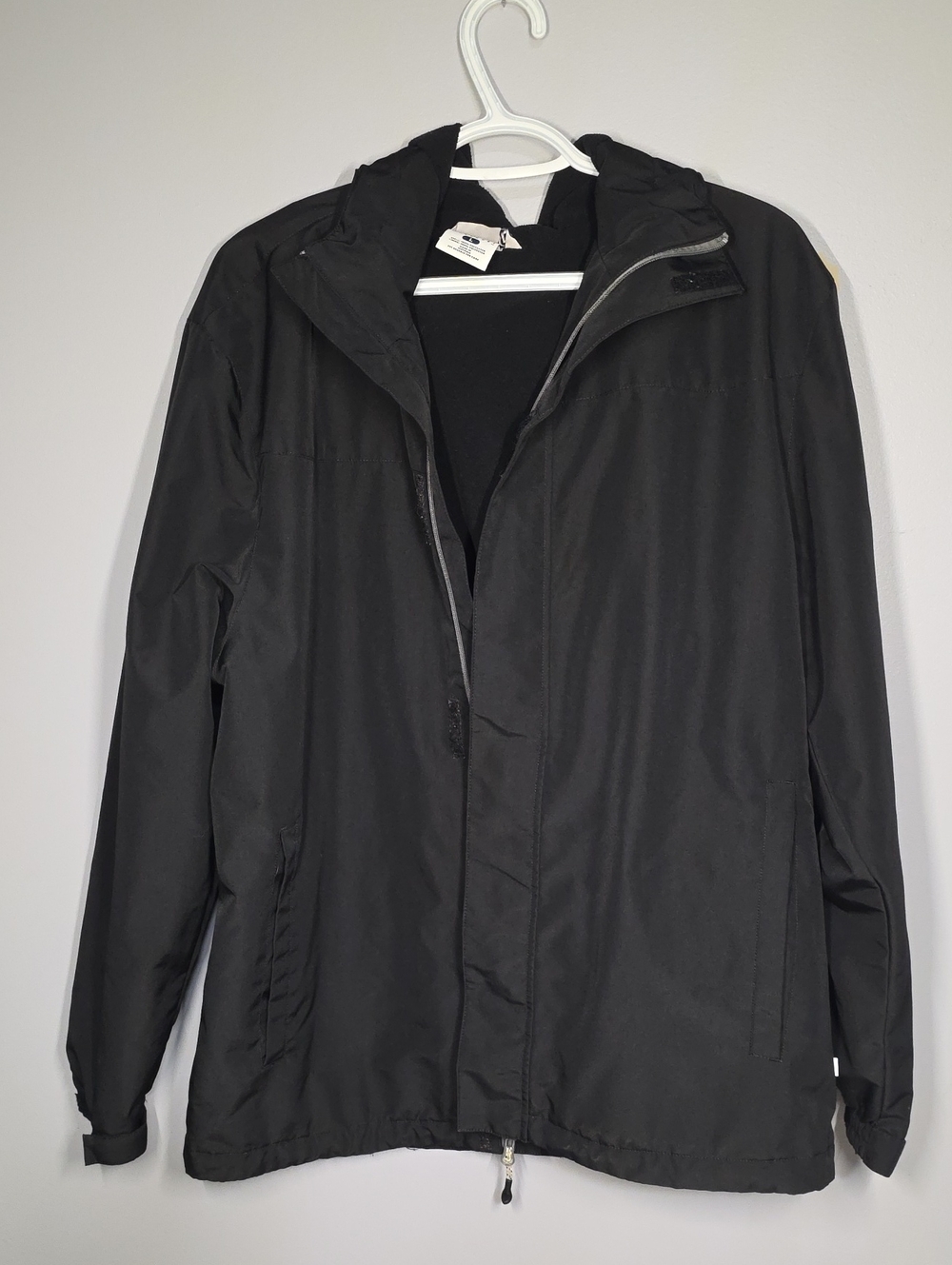 Magellan Outdoors Black Hooded Rain Jacket